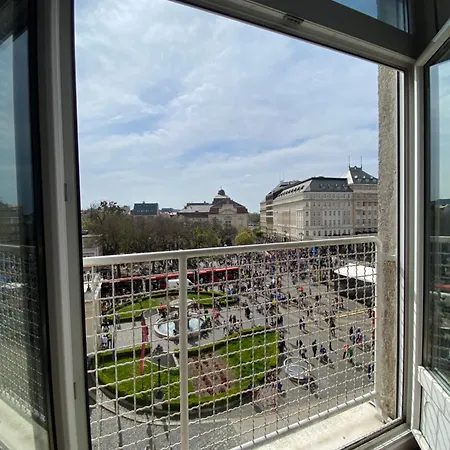 Modern In Historic Center Old Town Apartman *