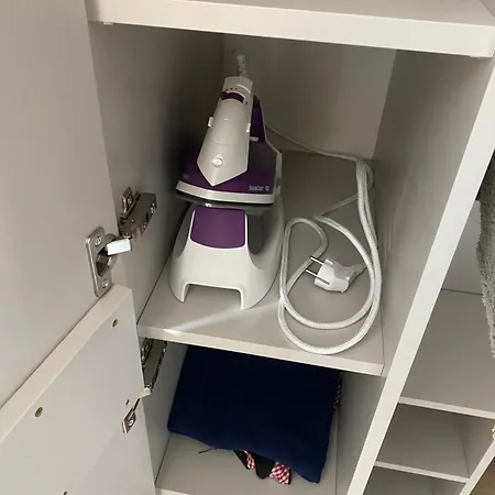 Modern In Historic Center Old Town 아파트 *