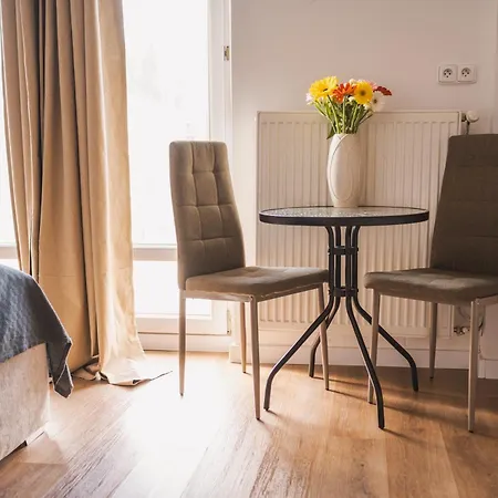 Modern In Historic Center Old Town 브라티슬라바